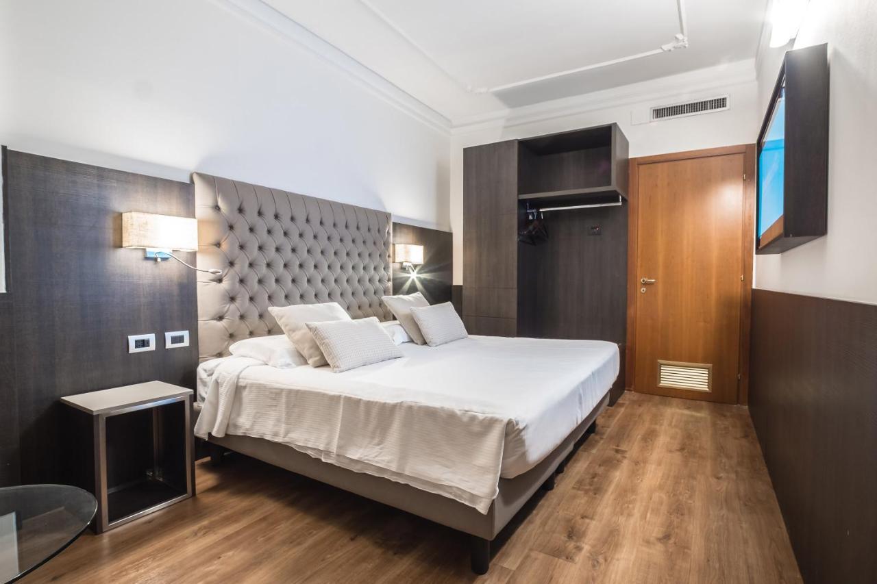 Hotel Mythos Milaan